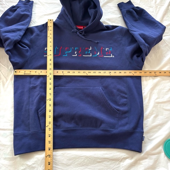 Supreme Blue Purple Hoodie Drop Shadow Spellout Logo SZ M Gently Worn 1X - Picture 5 of 14